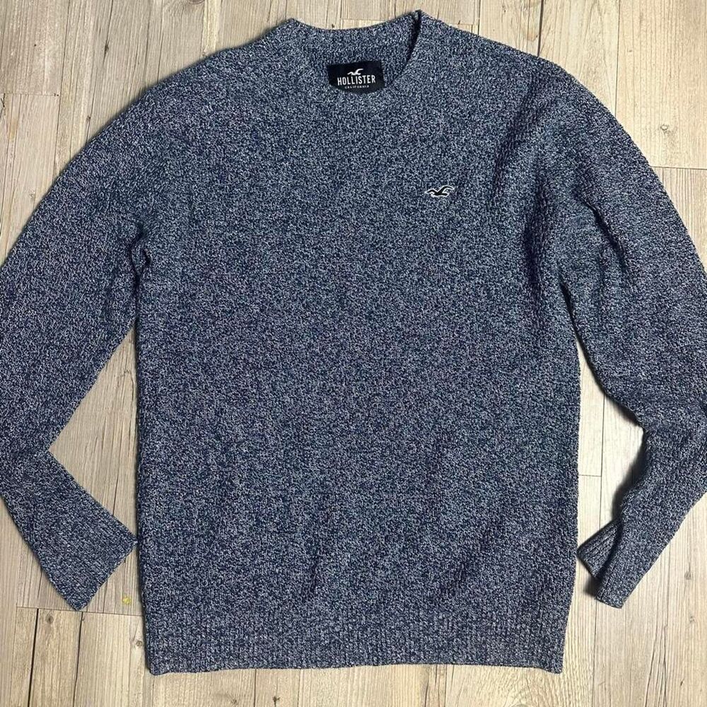 Hollister-co Men's Blue and Navy Jumper